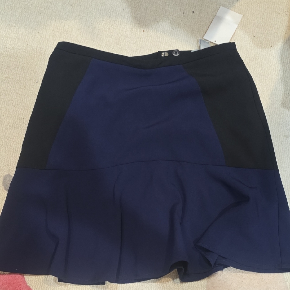 H&M Black and Blue Skirt Set Size 4